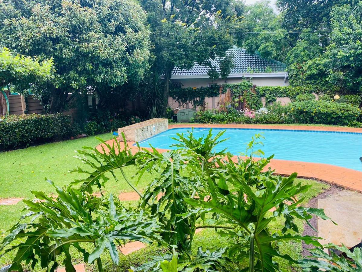 Garden And Park Leisure On Tugela Apartment Benoni Exterior foto